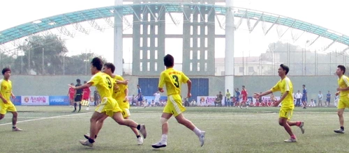 Rộn ràng ngày hội bóng đá học sinh THPT Hà Nội