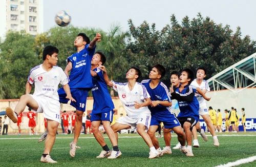 Đã có 17 đội đăng ký tham dự giải bóng đá học sinh THPT Hà Nội 2012