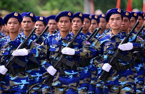 Trào dâng cảm xúc với MV Bài ca cảnh sát biển Việt Nam