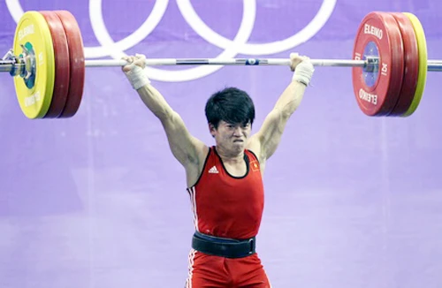 Cử tạ mất “vàng” tại giải châu Á vì… nặng hơn đối thủ