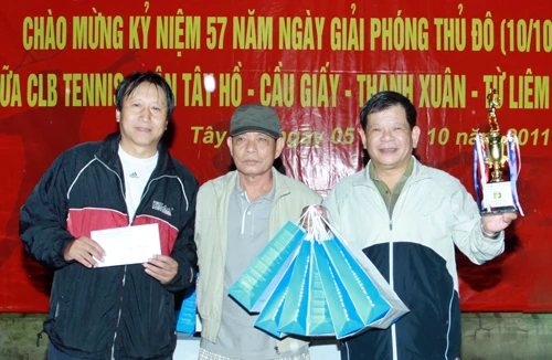 Báo ANTĐ giành cúp vô địch