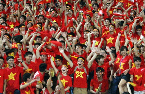 HLV Graechen bất ngờ với 4 vạn khán giả Mỹ Đình