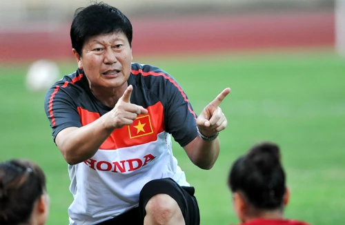 Trần Vân Phát, HLV tận tụy với bóng đá nữ Việt Nam