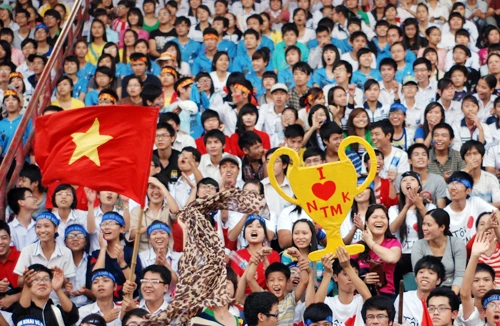 CĐV quyết tâm phủ kín sân Hàng Đẫy