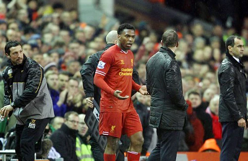 Tỏa sáng trong trận derby, Sturridge vẫn phải xin lỗi vì dám…“bật” thầy
