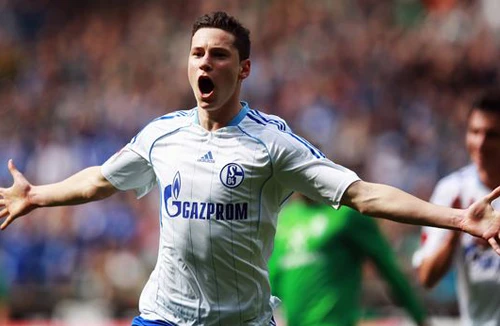 Arsenal muốn chiêu mộ thần đồng bóng đá Đức ngay lập tức