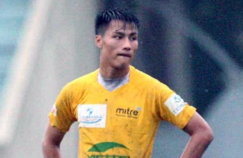 Sa sút phong độ, Mạc Hồng Quân bị Thanh Hóa "đẩy ra đường"