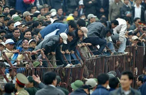 Vòng 9 V-League: Sợ vỡ sân Thanh Hóa