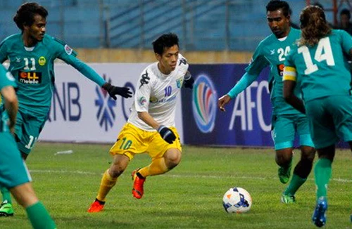 Sớm đi tiếp AFC Cup, Hà Nội T&T dồn sức đua V-League