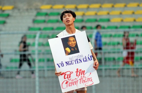 Tuyển U19 sẽ không kịp viếng Đại tướng Võ Nguyên Giáp !?