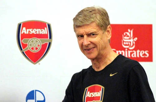 HLV Wenger "động viên": ĐT Việt Nam tấn công hay hơn Indonesia