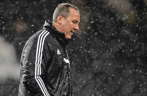 Phó tướng cũ của Sir Alex bị Fulham sa thải không thương tiếc