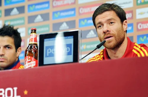 Tây Ban Nha sẽ không thay đổi lối chơi