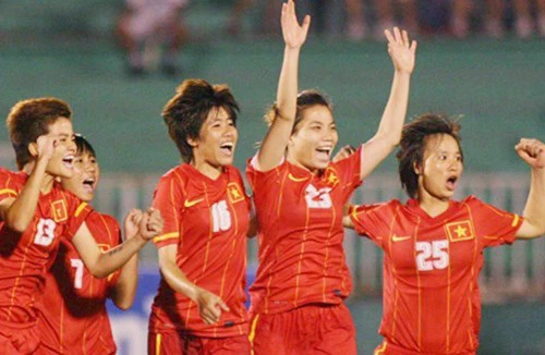 VFF tiếp "doping tiền" cho tuyển nữ Việt Nam