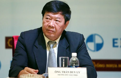 "Ông trưởng giải V-League Trần Duy Ly phải từ chức ngay lập tức"