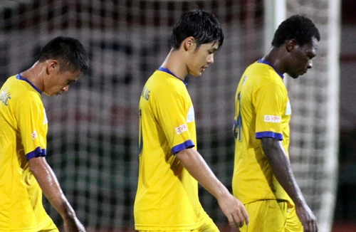 Thiếu tiền, Kiên Giang và Bình Định rủ nhau bỏ giải 2014