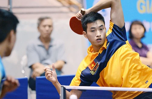 Bị dẫn trước 0-3, ngược dòng ngoạn mục 4-3 để vô địch