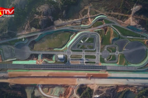 Con đường chuyên dụng mô phỏng 100 tình huống khi chạy xe ô tô 