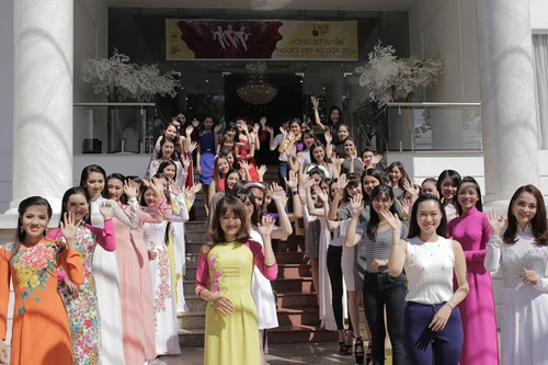 Hàng trăm thí sinh dự vòng sơ khảo cuộc thi "Người đẹp xứ Dừa"