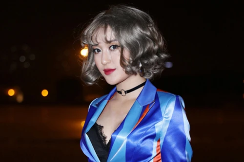 Bất ngờ với hình ảnh lạ lẫm của Á hậu Huyền My