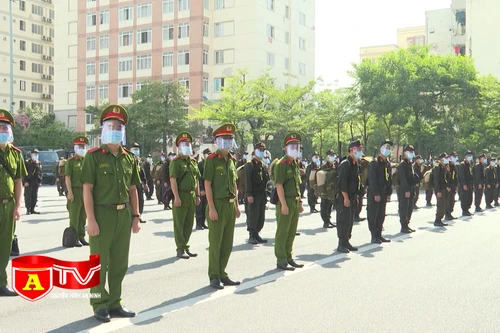 Lực lượng Công an chi viện cho địa phương phòng, chống dịch Covid 19 