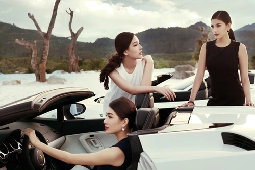 Dàn hoa hậu, á hậu "thả dáng" bên siêu xe