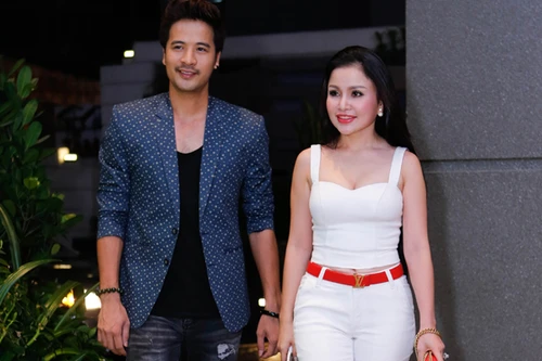 Đoàn Thanh Tài - Janny Thủy Trần sánh bước dự sự kiện