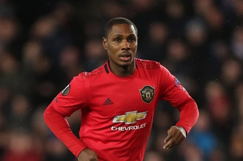 [ẢNH] Được trao cơ hội, tân binh Ighalo vẫn "tịt ngòi" trong màu áo M.U