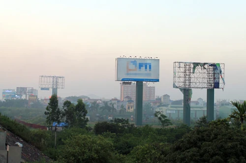 Lập lại hoạt động quảng cáo trên địa bàn Hà Nội