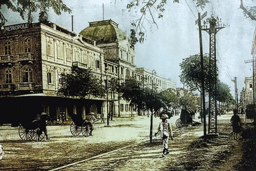 Kỳ bí căn hầm rộng 40m2, ngay dưới lòng KS Metropole Hà Nội