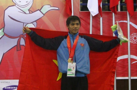 Giành 62 HCV, Việt Nam tạm bỏ xa Thái Lan