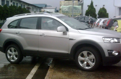Lộ ảnh Chevrolet Captiva và Orlando MPV 2011 tại VN