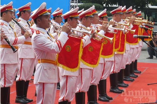 4 đoàn nhạc Cảnh sát thế giới biểu diễn tại Hà Nội