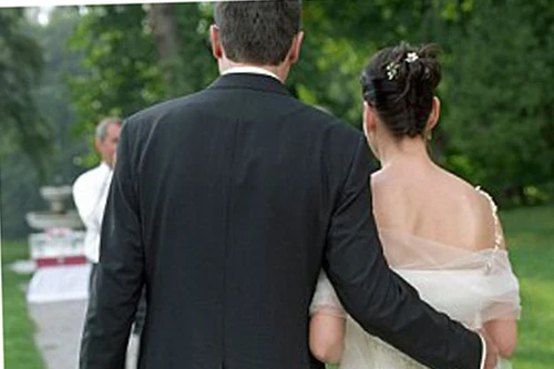 Nam giới độc thân dễ béo phì