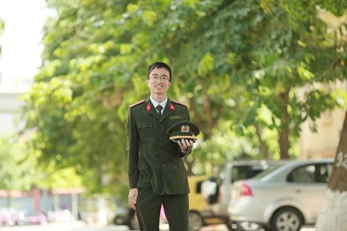 Chuyện chàng thủ khoa Học viện An ninh được phong hàm vượt cấp