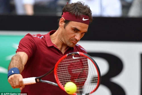 Vì sao Roger Federer bất ngờ rút khỏi Pháp mở rộng 2016?