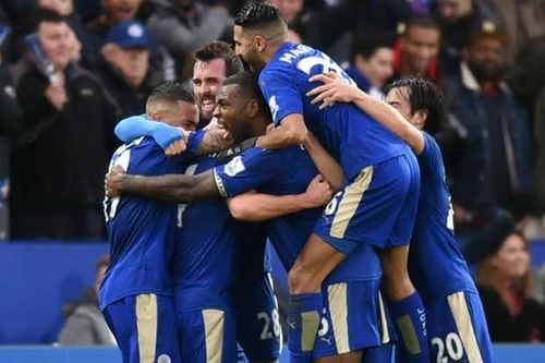 Chủ tịch FIFA trầm trồ với kỳ tích của Leicester