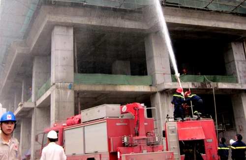 Diễn tập PCCC tại Royal City