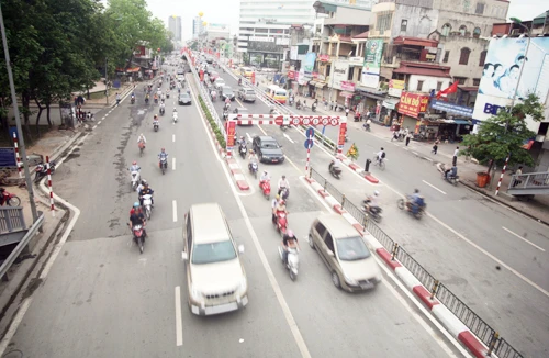 Hà Nội tiếp tục cấm taxi giờ cao điểm