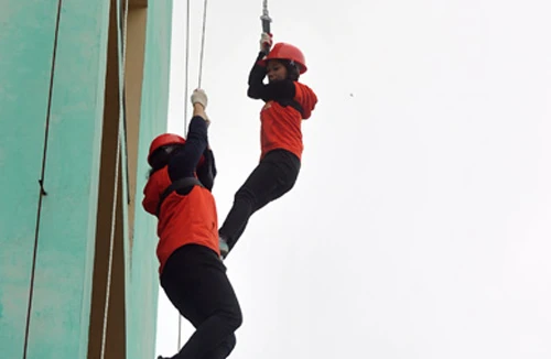 Học cách thoát nạn khi cháy nhà