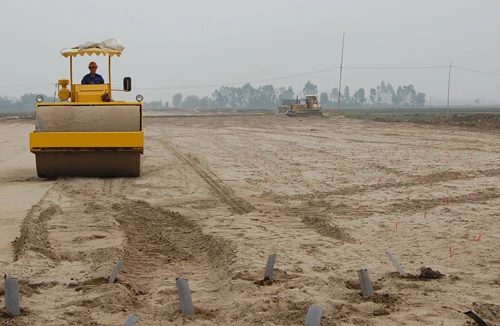 Lạm dụng chỉ định thầu