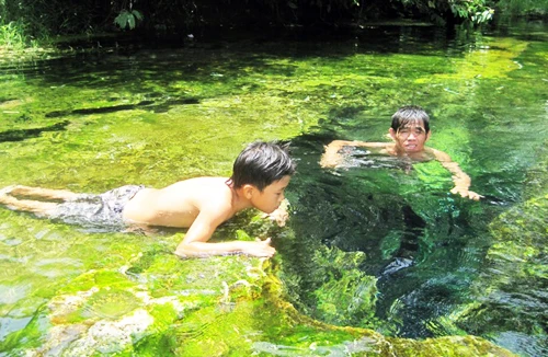 Kỳ bí "vũng nước tiên" xứ Nghệ