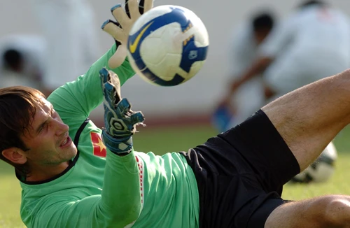 Tiền là trên hết 