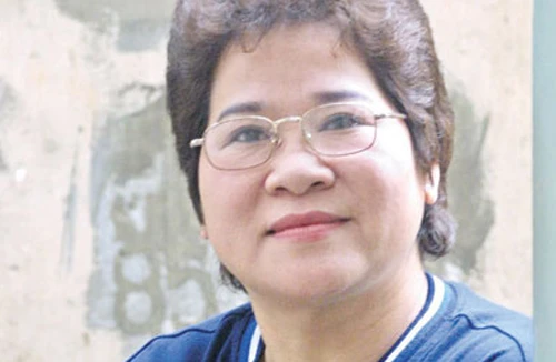 NSƯT Minh Vượng diễn... chèo thiếu nhi