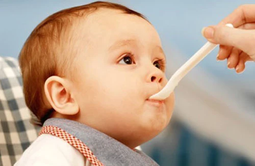 Bổ sung thuốc canxi cho trẻ: Cẩn thận kẻo lãng phí và vô tác dụng