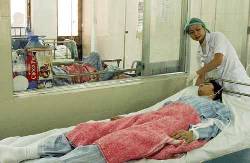 Ngành y tế lúng túng trước nguy cơ dịch chồng dịch