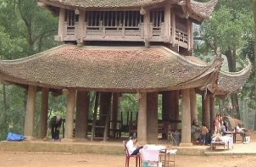 Đình chỉ chức vụ Trưởng ban Quản lý di tích chùa Trăm Gian 