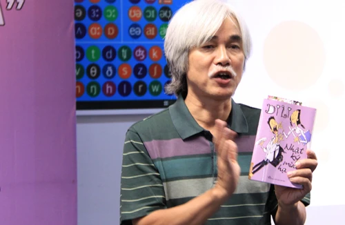 Phạm Xuân Nguyên: “Chung thân” làm MC sách