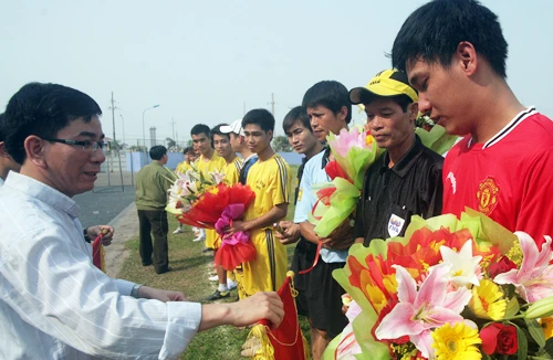 Đặt nền tảng từ lòng dân