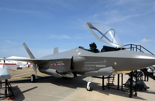 Cảnh cáo không đúng lúc